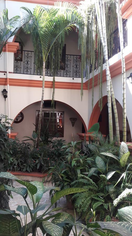 Hotel Acropolis Maya Copan Exterior photo