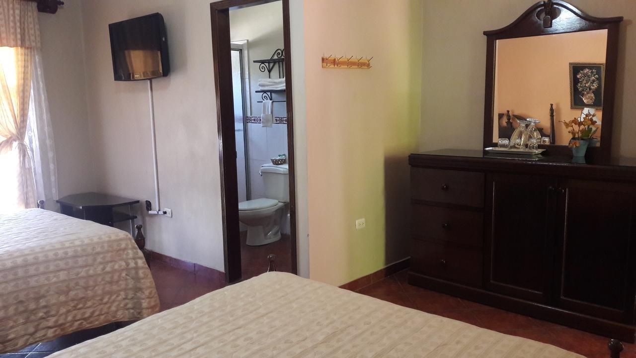 Hotel Acropolis Maya Copan Exterior photo