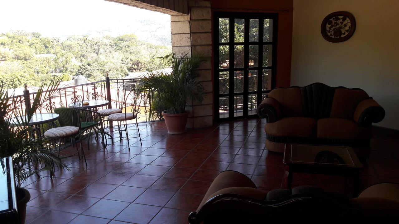 Hotel Acropolis Maya Copan Exterior photo
